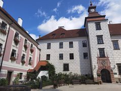 zdejsi5-2.jpg zdejsi5-2.jpg