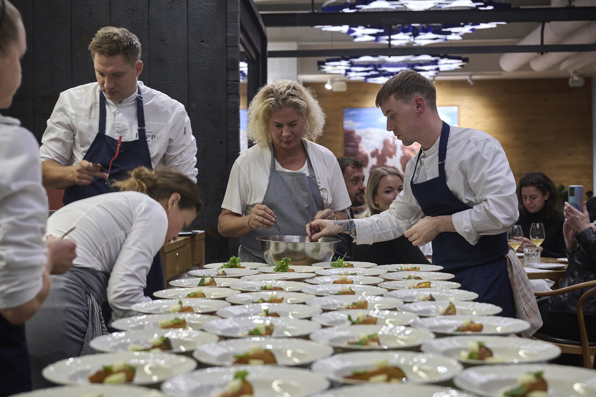 Slovinská šéfkuchařka Ana Roš podpořila sebevědomí české gastronomie
